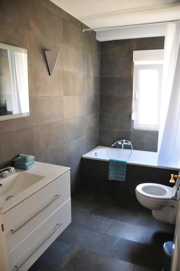 Apartment Stadt- Naturnah, Traumblick Und Balkon