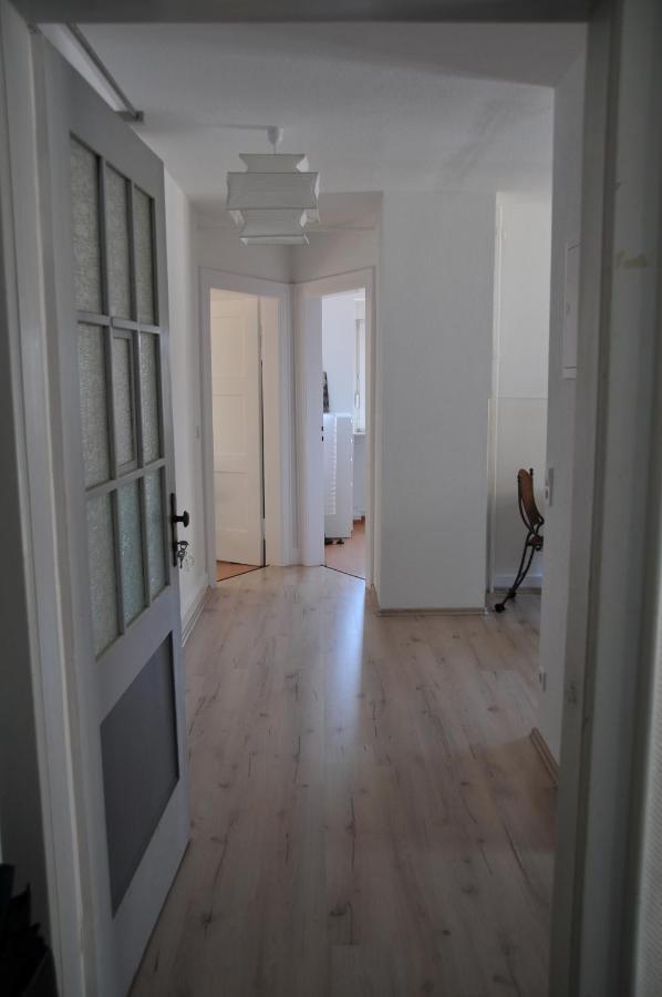 Stadt- Naturnah, Traumblick Und Balkon Apartment