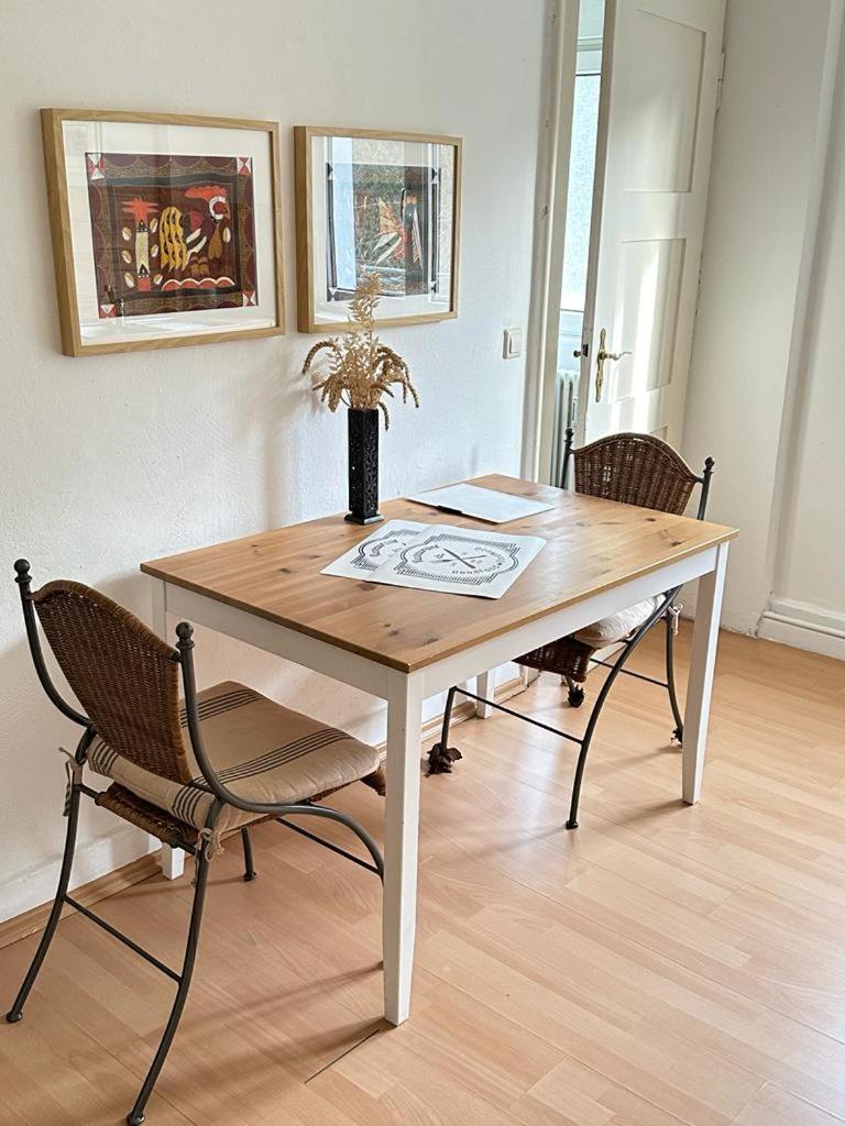Apartment Stadt- Naturnah, Traumblick Und Balkon *